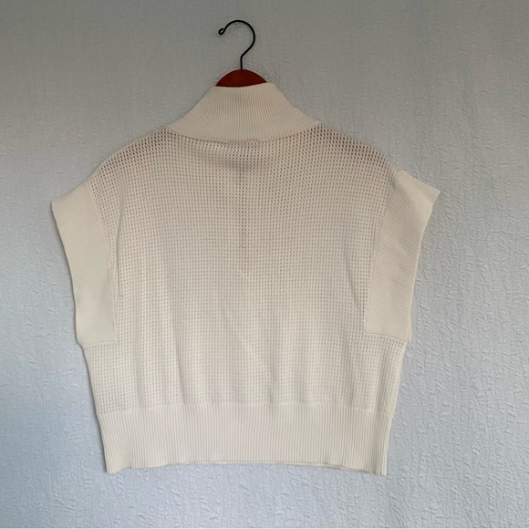 Varley White Loretta Half Zip-Up Double Soft Sleeveless Crop Sweater Sweatshirt - Picture 3 of 10
